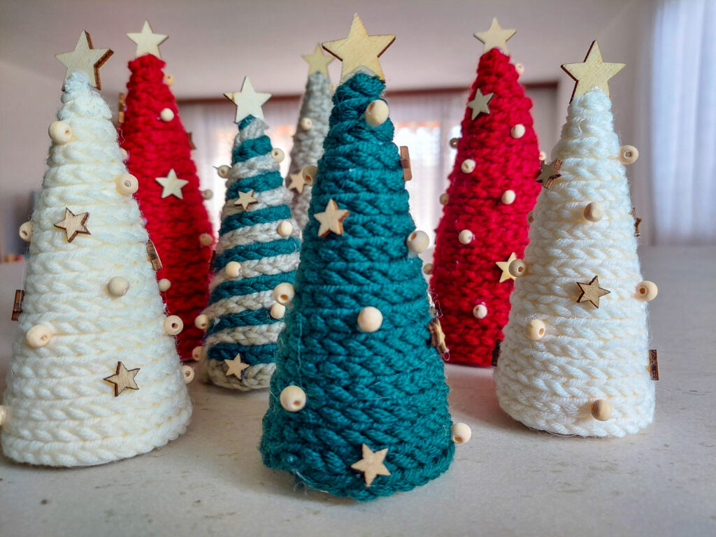 Crochet Yarn Christmas tree decoration tutorial DIY by Hanka